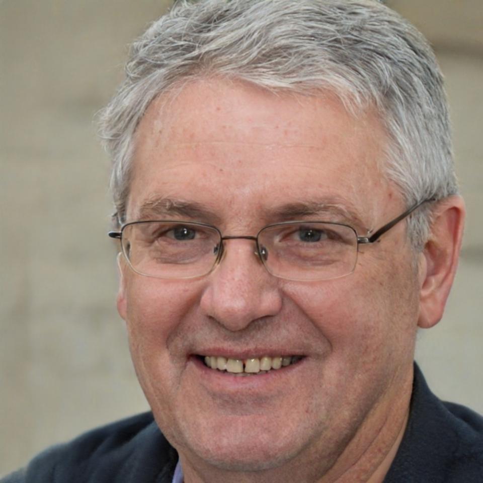 Portrait von Tobias Neumann, Risikomanager